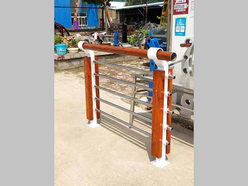 木纹转印护栏