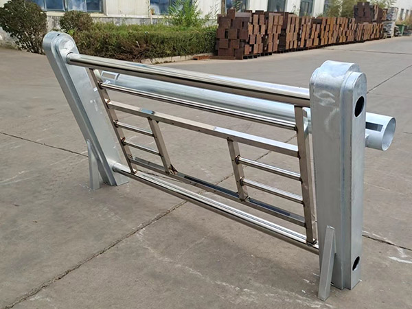 铝合金护栏