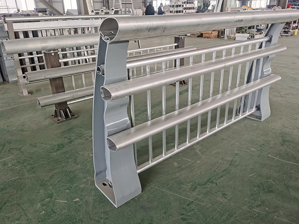 铝合金护栏
