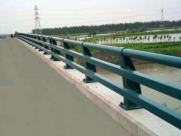 桥梁护栏